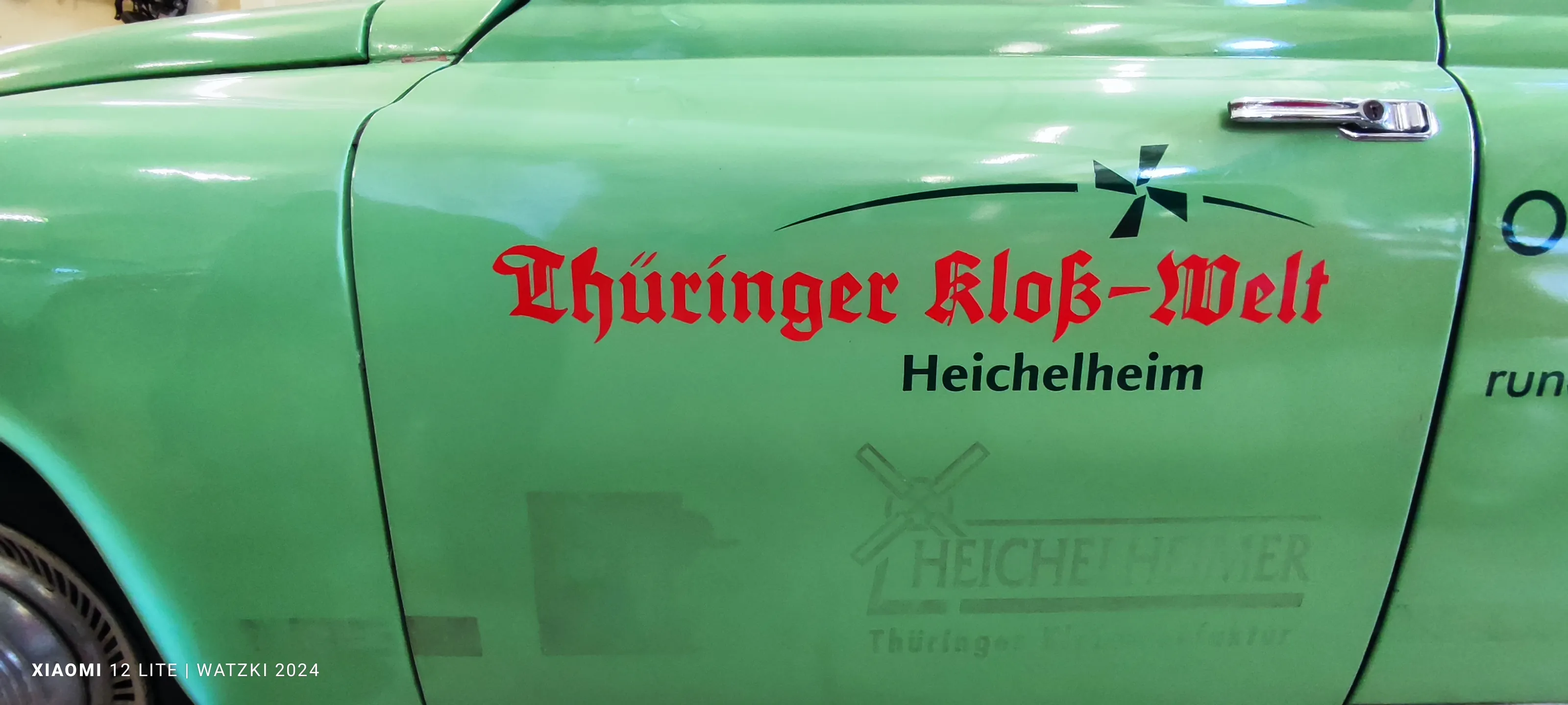 ./HeimatJubi/21_Heimatverein Vippachedelhausen im Klosmuseum_Fahrzeuge 2025_ergebnis.webp